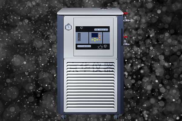 小小的灰塵居然會(huì )對冷熱循環(huán)一體機的運行造成這么大的影響 小小的灰塵居然會(huì )對冷熱循環(huán)一體機的運行造成這么大的影響